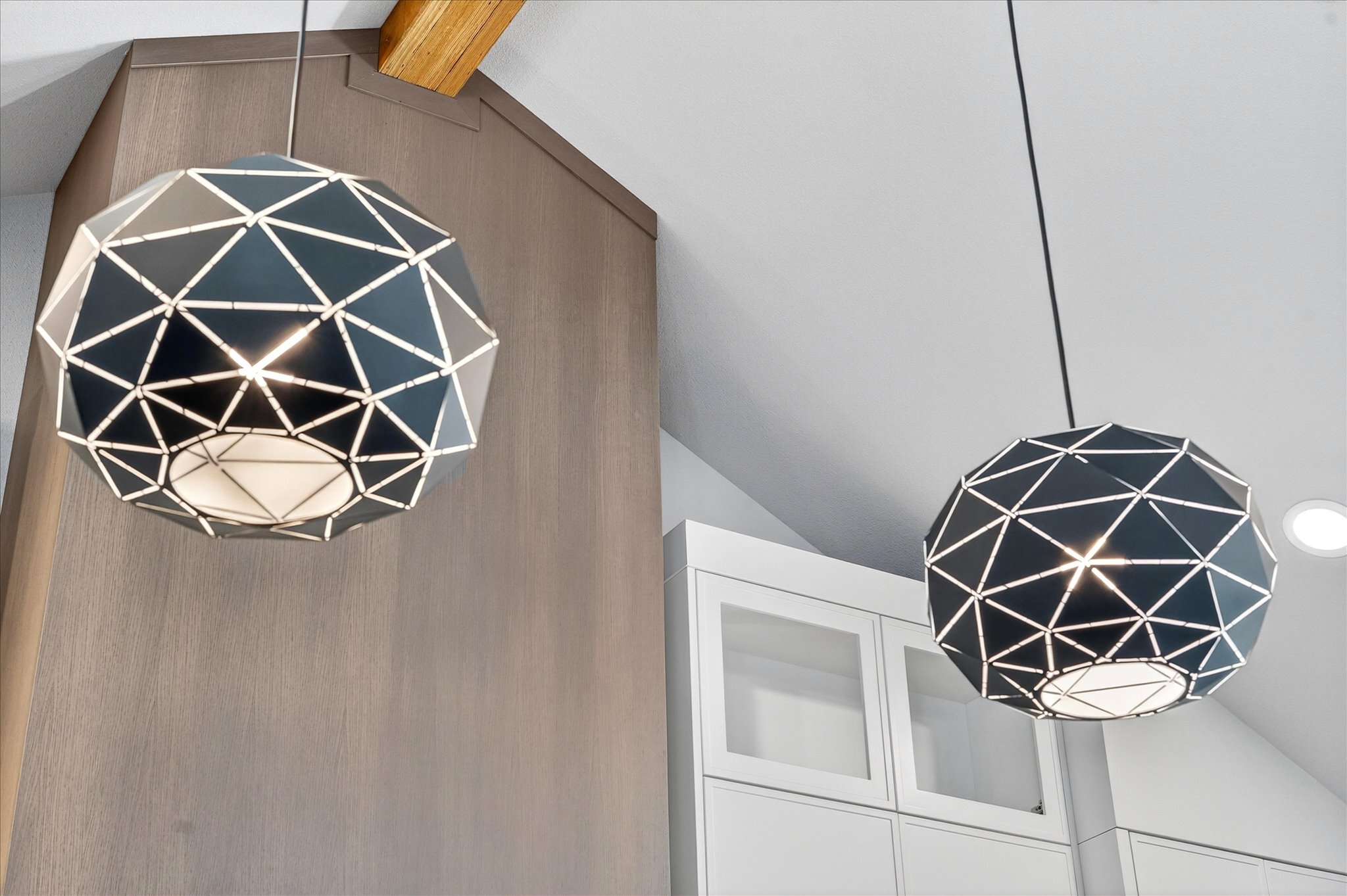 Bespoke kitchen cabinet installation