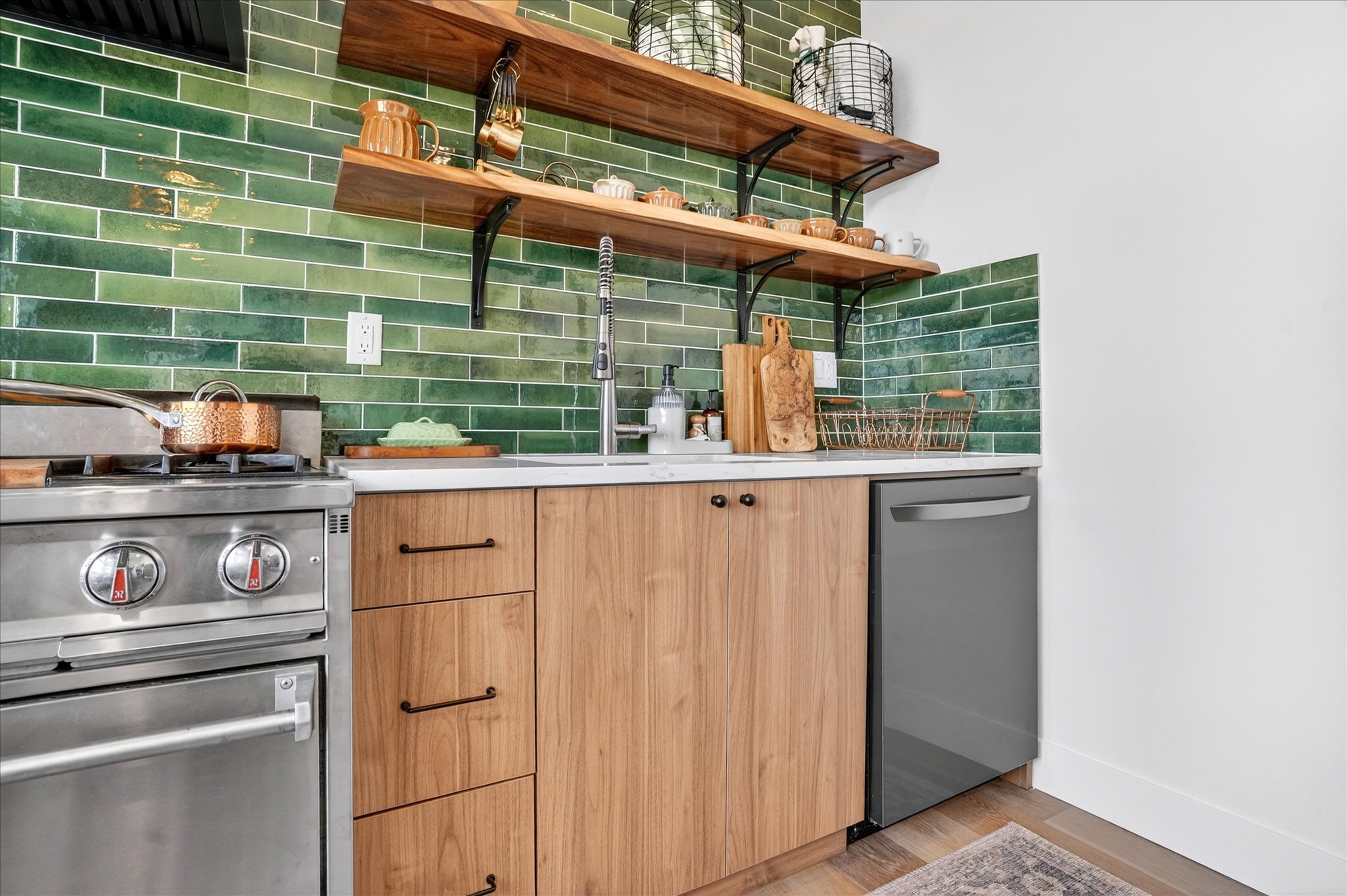 Artisan kitchen cabinets - Millwood